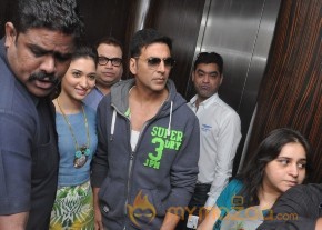 Akshay,Tamanna Promotes Entertainment Movie Photos photo 55
