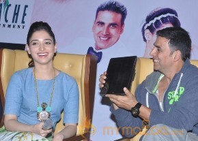 Akshay,Tamanna Promotes Entertainment Movie Photos photo 5