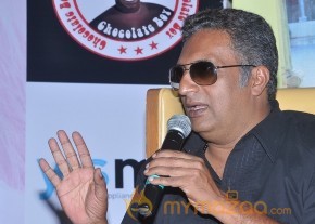 Akshay,Tamanna Promotes Entertainment Movie Photos photo 7