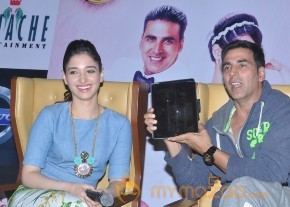 Akshay,Tamanna Promotes Entertainment Movie Photos photo 73