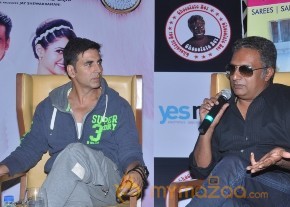 Akshay,Tamanna Promotes Entertainment Movie Photos photo 27