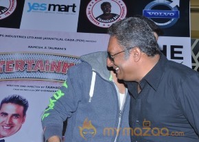 Akshay,Tamanna Promotes Entertainment Movie Photos photo 65