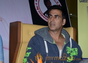 Akshay,Tamanna Promotes Entertainment Movie Photos photo 10