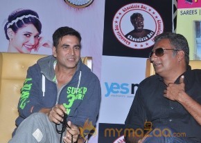 Akshay,Tamanna Promotes Entertainment Movie Photos photo 28