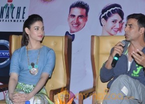 Akshay,Tamanna Promotes Entertainment Movie Photos photo 39