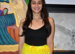 Alia Bhatt Launch Art Exhibition SPLASSH  photo 20
