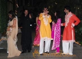 Amitab Bachchan Family Diwali Event Photos photo 17