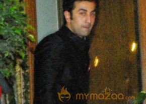 Amitab Bachchan Family Diwali Event Photos photo 9