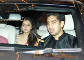 Amitab Bachchan Family Diwali Event Photos photo 11