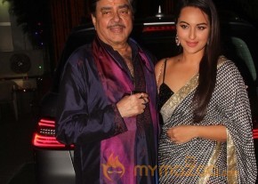 Amitabh Bachchan Hosted Diwali Party Photos Gallery photo 55