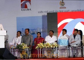 Amitabh Bachchan inaugurates Sea Link phase photo 11