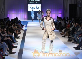 Anjana Sukhani Ramp Walk at Fashion Me 2013 Finale  photo 16