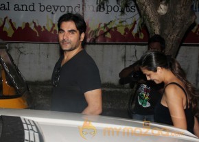 Arbaz Khan, Malaika & Amrita Arora Snapped At PVR  photo 10