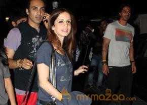 Arjun Rampal and Mehar Rampal Snapped at PVR  photo 23