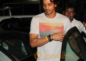 Arjun Rampal and Mehar Rampal Snapped at PVR  photo 16