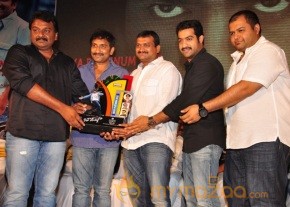 Baadshah Hexa Platinum Disc Photos photo 9