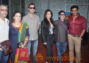'Bajatey Raho' Movie First Look Launch   photo 16