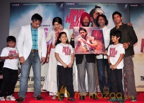 Bhaag Milkha Bhaag Movie Trailer & Music Launch   photo 15