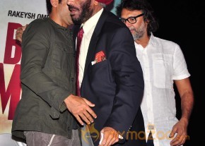 Bhaag Milkha Bhaag Movie Trailer & Music Launch   photo 41