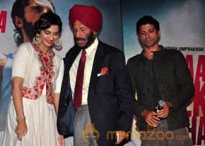 Bhaag Milkha Bhaag Movie Trailer & Music Launch   photo 22