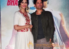 Bhaag Milkha Bhaag Movie Trailer & Music Launch   photo 3