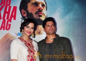 Bhaag Milkha Bhaag Movie Trailer & Music Launch   photo 9