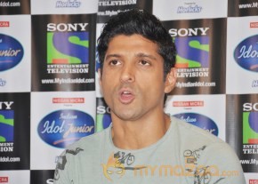 Bhaag Milkha Bhaag Promotion On sets of IIJ  photo 22