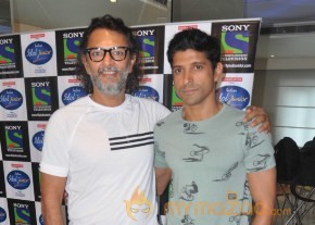 Bhaag Milkha Bhaag Promotion On sets of IIJ  photo 14