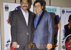 Bolly Celebs at 25 films CCP of Vashu Bhagnani photo 35