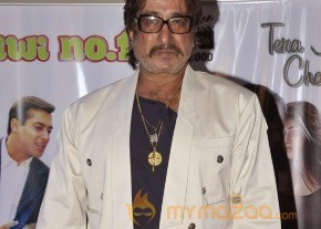 Bolly Celebs at 25 films CCP of Vashu Bhagnani photo 33