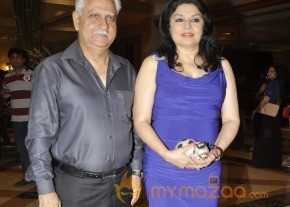 Bolly Celebs at 25 films CCP of Vashu Bhagnani photo 38