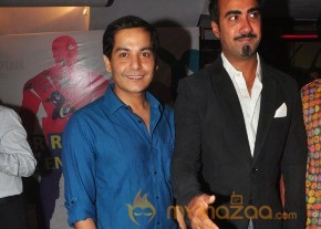 Bolly Celebs at AANKHON DEKHI premiere Photos photo 32
