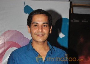 Bolly Celebs at AANKHON DEKHI premiere Photos photo 46
