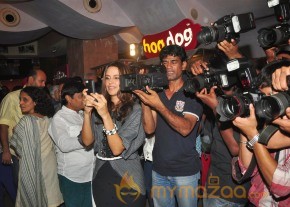 Bolly Celebs at AANKHON DEKHI premiere Photos photo 38
