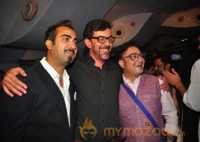 Bolly Celebs at AANKHON DEKHI premiere Photos photo 26