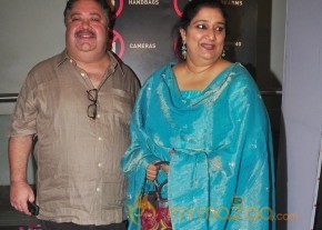 Bolly Celebs at AANKHON DEKHI premiere Photos photo 50