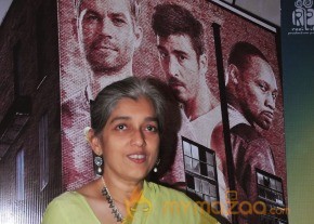 Bolly Celebs at AANKHON DEKHI premiere Photos photo 41