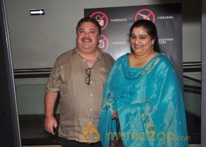 Bolly Celebs at AANKHON DEKHI premiere Photos photo 36