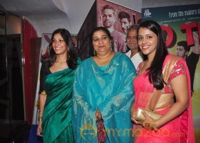Bolly Celebs at AANKHON DEKHI premiere Photos photo 27