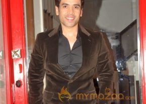 Bolly Celebs at BANDRA 190 store launch Photos photo 38