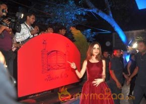 Bolly Celebs at BANDRA 190 store launch Photos photo 14