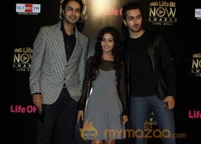 Bolly Celebs At BIG Life OK Awards 2014 photo 31