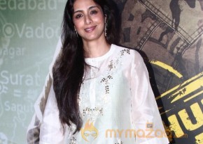 Bolly Celebs At Lekar Hum Deewana Dil Premiere photo 22
