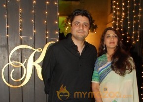 Bolly Celebs at Shilpa Shetty Diwali Party Gallery photo 9