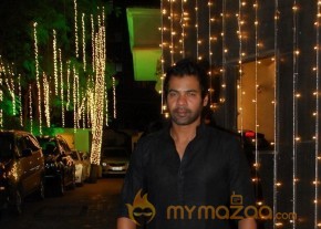 Bolly Celebs at Shilpa Shetty Diwali Party Gallery photo 37