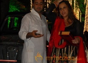 Bolly Celebs at Shilpa Shetty Diwali Party Gallery photo 6