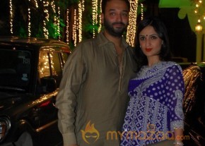 Bolly Celebs at Shilpa Shetty Diwali Party Gallery photo 35