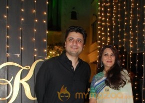 Bolly Celebs at Shilpa Shetty Diwali Party Gallery photo 29