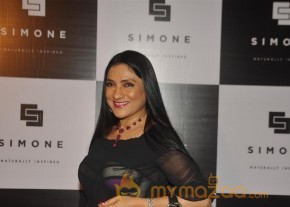 Bolly Celebs at Simone Store Launch Photo Gallery photo 81