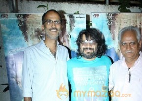 Bolly Celebs at Sonali Cable Film Special Show Gallery photo 23